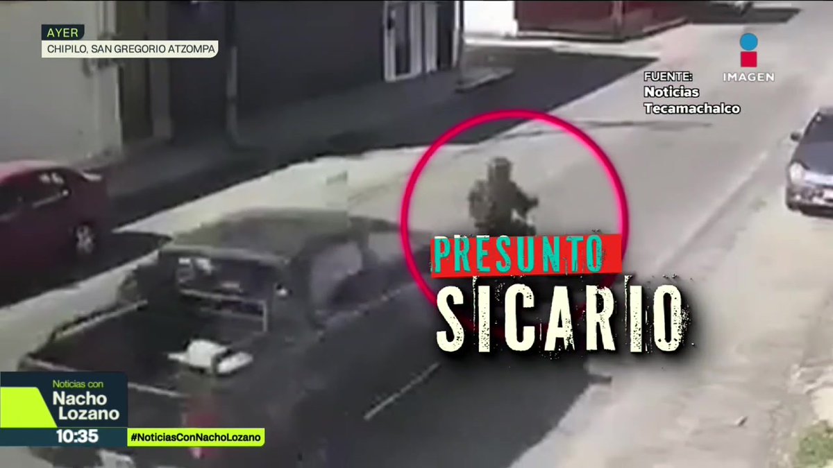 En Puebla, un conductor herido de bala persiguió y atropelló al sicario que lo había atacado. Tras el impacto, el agresor recuperó su arma y disparó de nuevo hasta quitarle la vida al automovilista, quien perdió el control y terminó chocando en reversa. Todo quedó grabado: