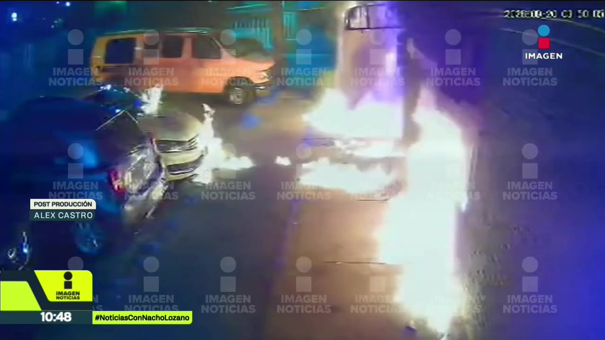 Lo que inició como una fiesta de cumpleaños en la azotea se convirtió en una riña que terminó con el incendio de la fachada de 4 viviendas y un vehículo en la alcaldía Gustavo A. Madero, en la #CDMX. Esta es la historia: