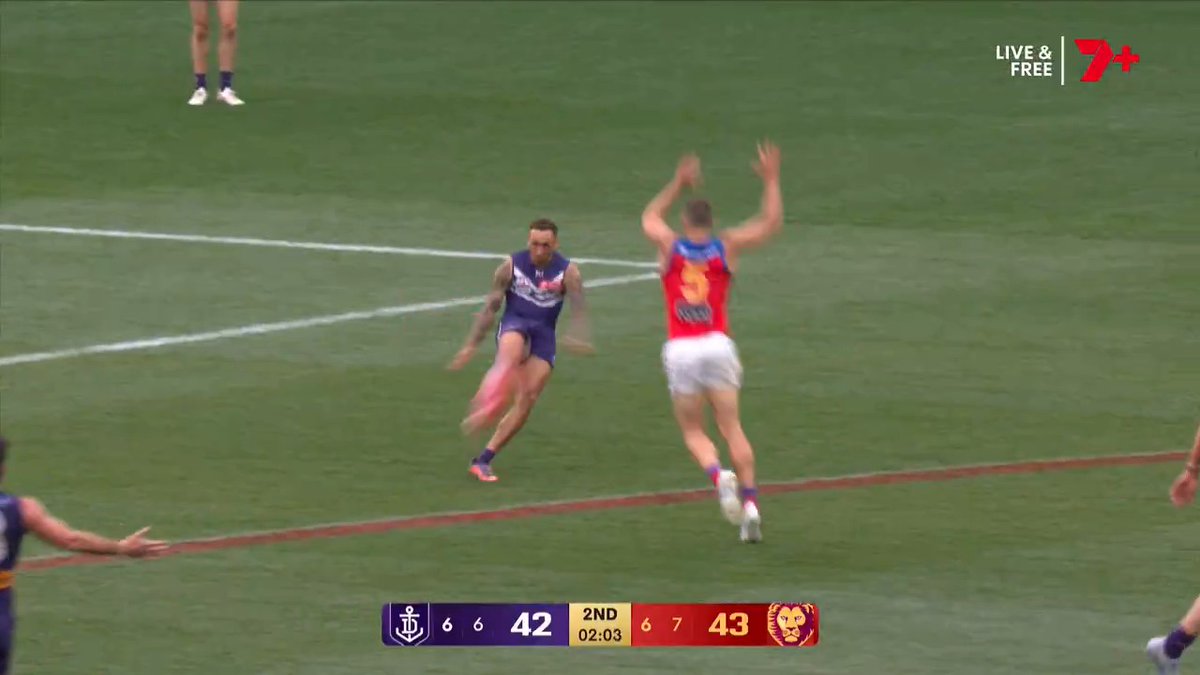 Not one, but two ELITE smothers from Josh Dunkley!
