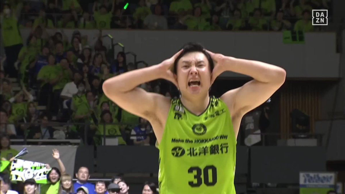 富永啓生、キャリアハイ41得点‼️ Bプレミア開幕戦で富永さんがいきなり魅せました 28分27秒の出場で、Bリーグの自己最高得点を奪取。 しかもリバウンド6本、アシスト4本、さらにスティールも4本！ 今季も彼はヤバイぞ🔥 #富永啓生 #レバンガ北海道 #Bリーグ 🏀DAZNバスケットボール