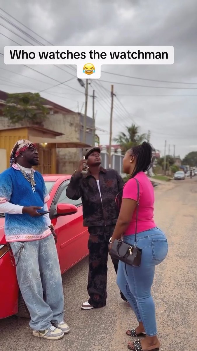 This woman has more cakes than the battery shop 😂