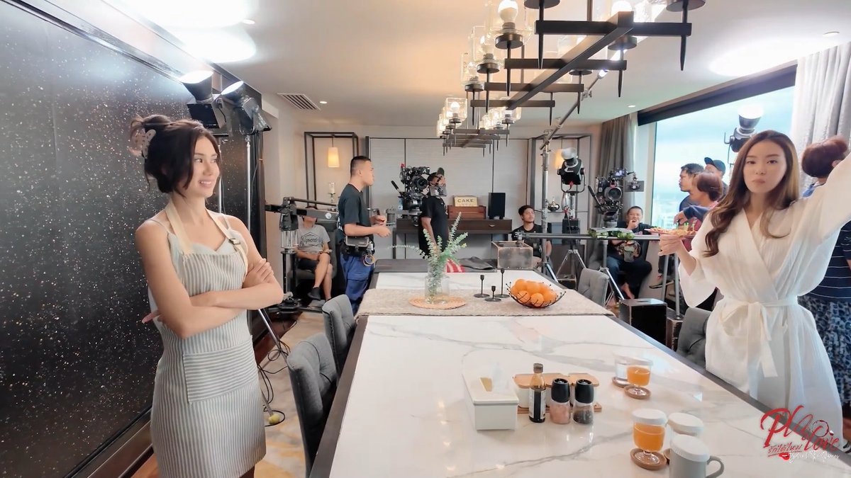 🦋: Miu, between the two of us, who’s better at eating? 🧸: ☝🏻 🦋: Better at eating what? 🧸: I’m good at eating real food. You’re good at eating “people.” Ahhh, I see… I understand everything now. 🙂‍↔️😭 LENAMIU PLS LOVE EP3 #PlsLoveรักได้ไหมEP3 #LenaMiu
