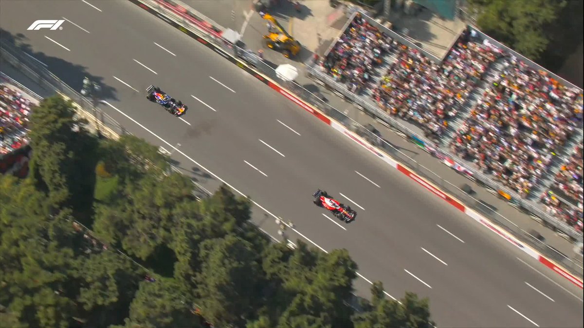 Max on the move! 🔀 Here's the helicam of the Dutchman passing Leclerc 🎥 #F1 #AzerbaijanGP