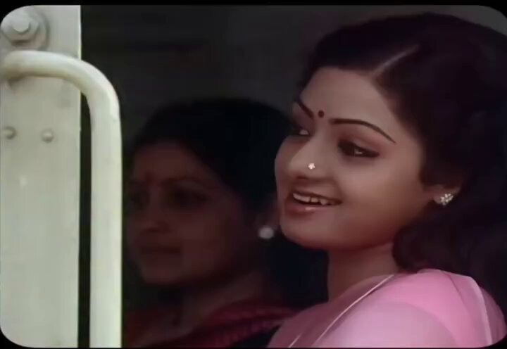watching sadma is a once in a lifetime experience because it traumatizes you so badly that you spend your whole life refusing to watch it again