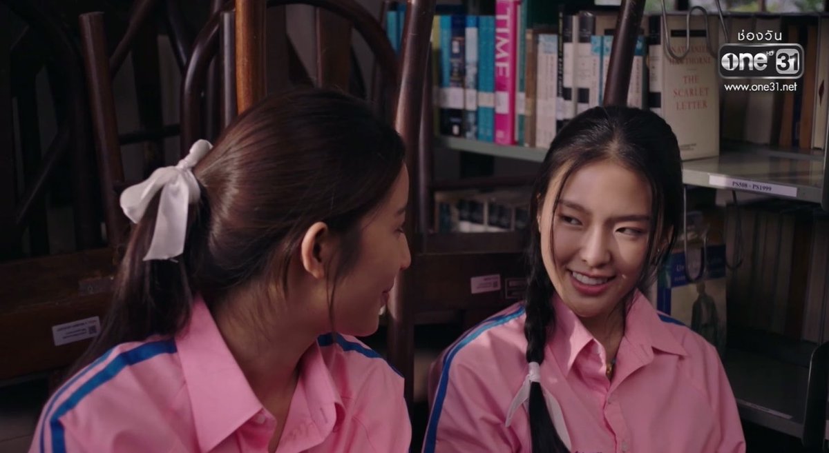 ตั้งแต่แปลรัก ชั้นไม่อินเกย์มัธยมอีกเลยจนมาเจอจูเลียต ดูมา 4 ตอนสนุกมาก พล้อตสองตระกูลเกลียดกัน แต่ลูกสาวมารักกัน แล้วมู้ดโคตรซีรีส์ netflix #จูเลียตแอนด์จูเลียตอีพี4