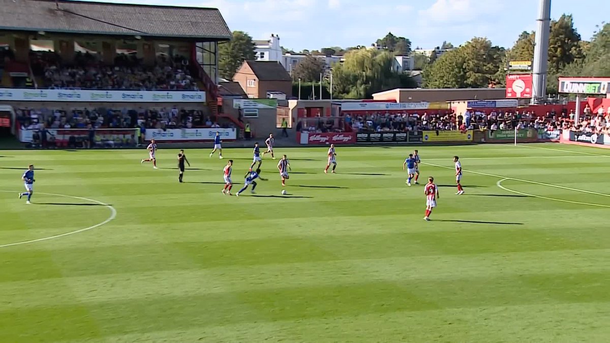 Wyll Stanway with an UNBELIEVABLE save to deny Chesterfield just before half-time 😱