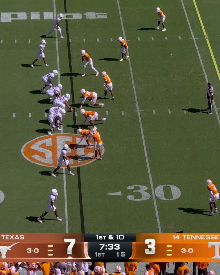that's a sack! Weathersby + Gilliam 💥 📺 ABC 📲