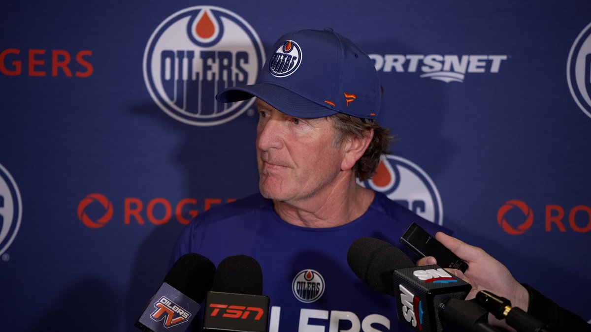 "If you teach school & you don't teach it well, they don't learn it very well. If you teach school & you teach it well, they learn it well. The same thing here." Coach Babcock on teaching the #Oilers new systems & the way he wants them to play. Enterprise | #LetsGoOilers