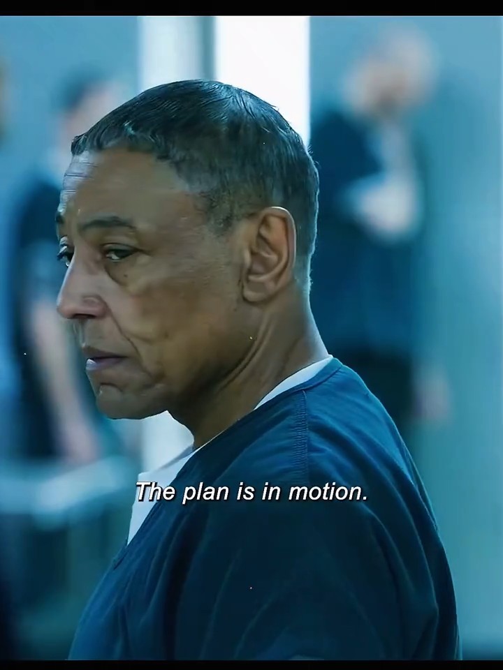 Imagine sneaking hallucinogenic mushrooms into the cafeteria food! Every single person starts to act crazy and hallucinate, giving this inmate the perfect chance to escape the facility.