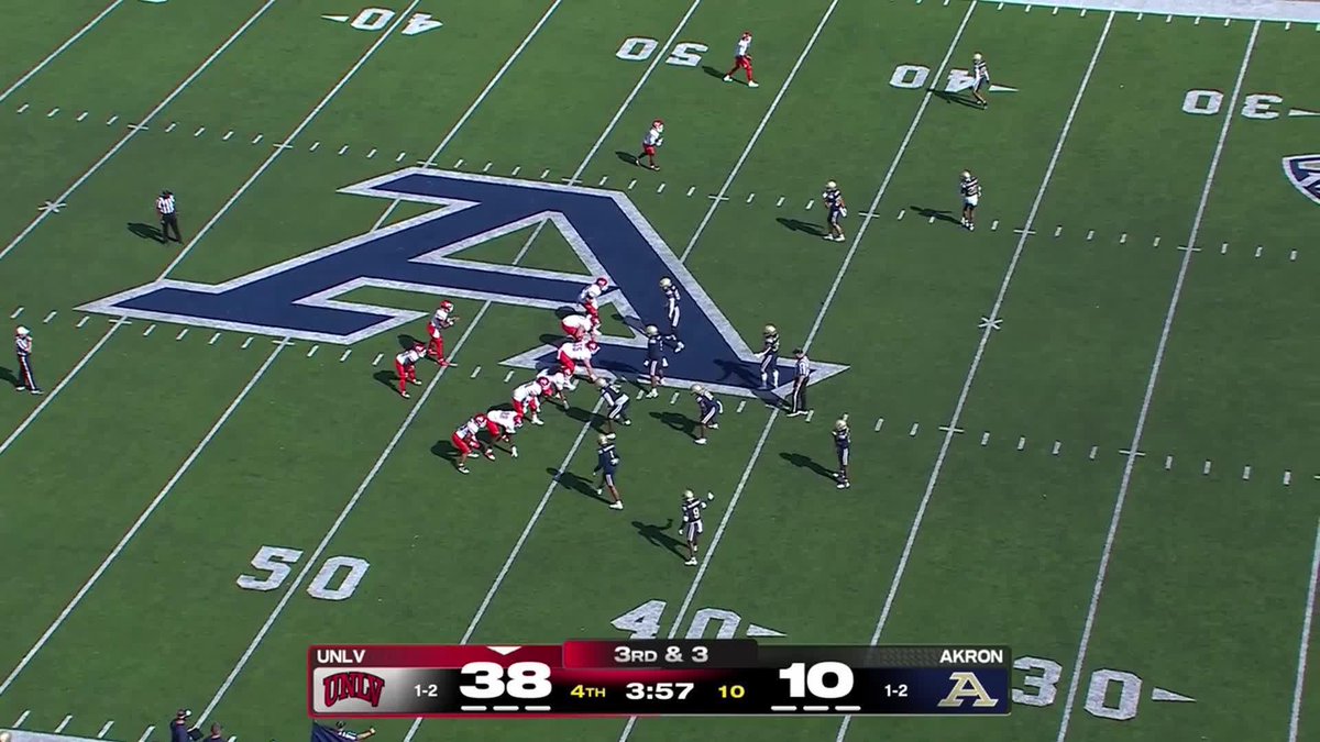 Orji all over the field 📺 ESPN+