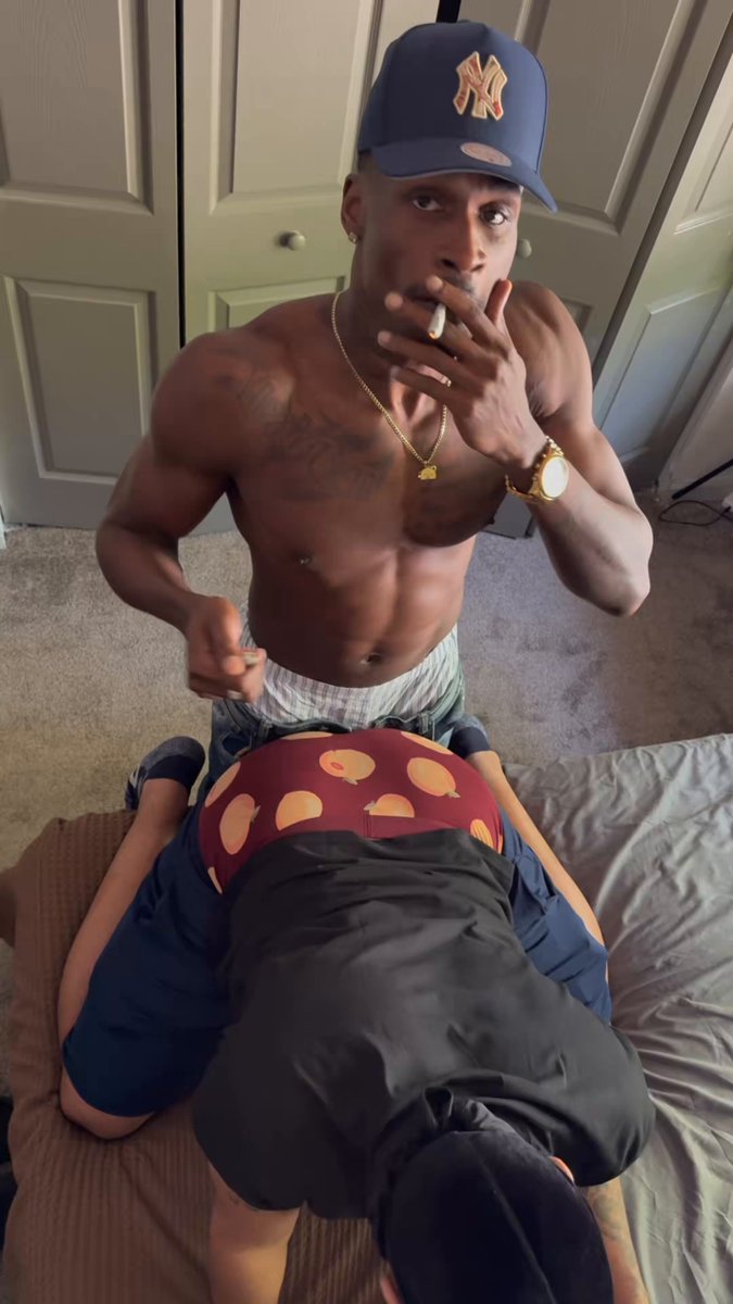 BBC Feeding that Tatted Hole😈Both Pages keep the Uncut Pound: Tatt3dRedBoi🍑 🆚 Yzmab🍆 The load never made this cut but in JustForFans.....