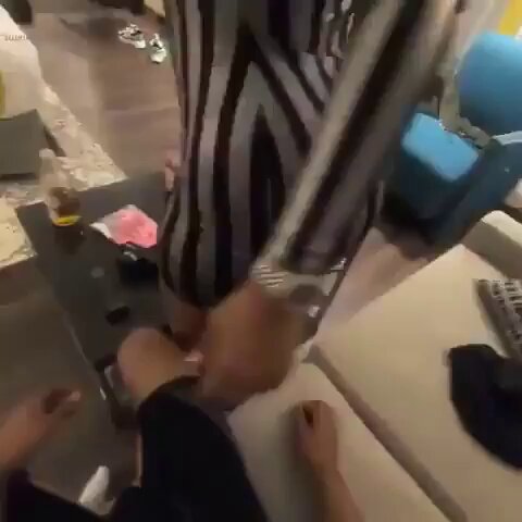 This really how it started😂😂😂 I gotta be so careful around this my auntie, I play around a lil too much next thing I know it’s her kneeling before this big dick 😩🥴 #ebony #ebonysex #sex #blackincest #grownwoman #takeit #blacksex #bbc #creampie