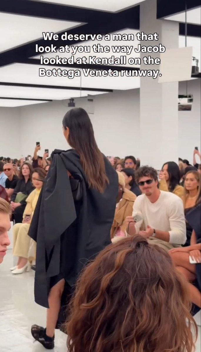 Jacob Elordi watching Kendall Jenner walking for Bottega Veneta's Summer 2027 collection during #MFW in Milan, Italy – 09/26.
