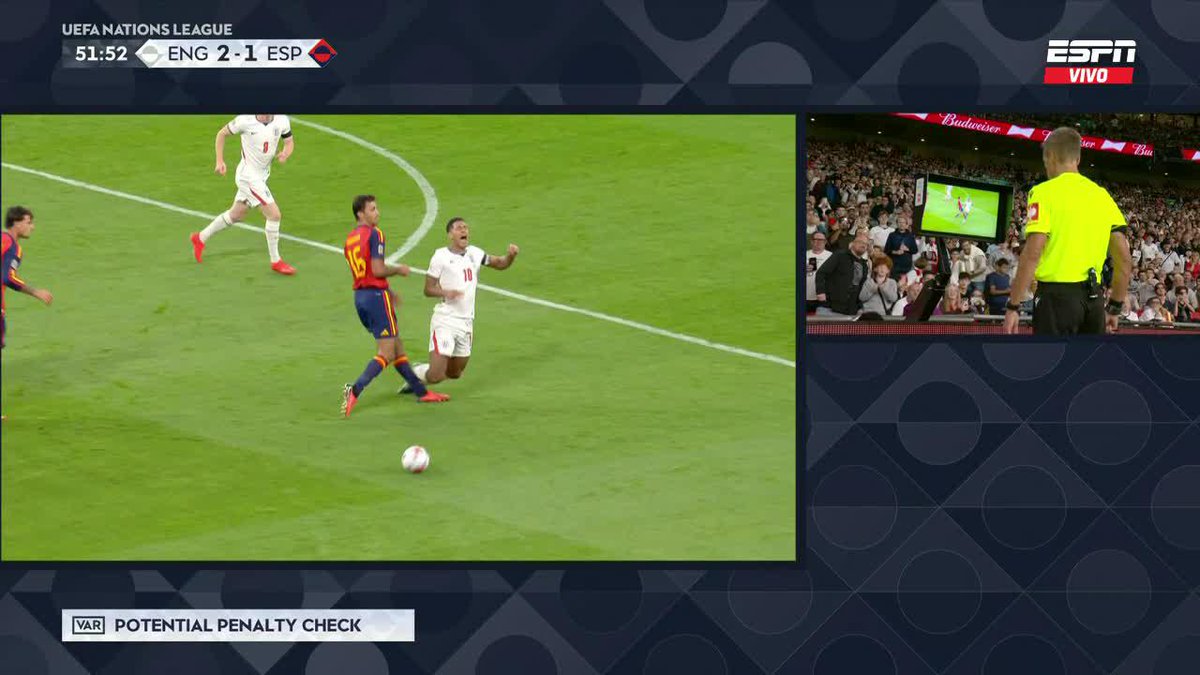 ¿TE PARECIÓ PENAL? Se cobró pena máxima para Inglaterra ante España por esta infracción. 📺 Toda la #NationsLeague por ESPN en el Plan Premium de #DisneyPlus