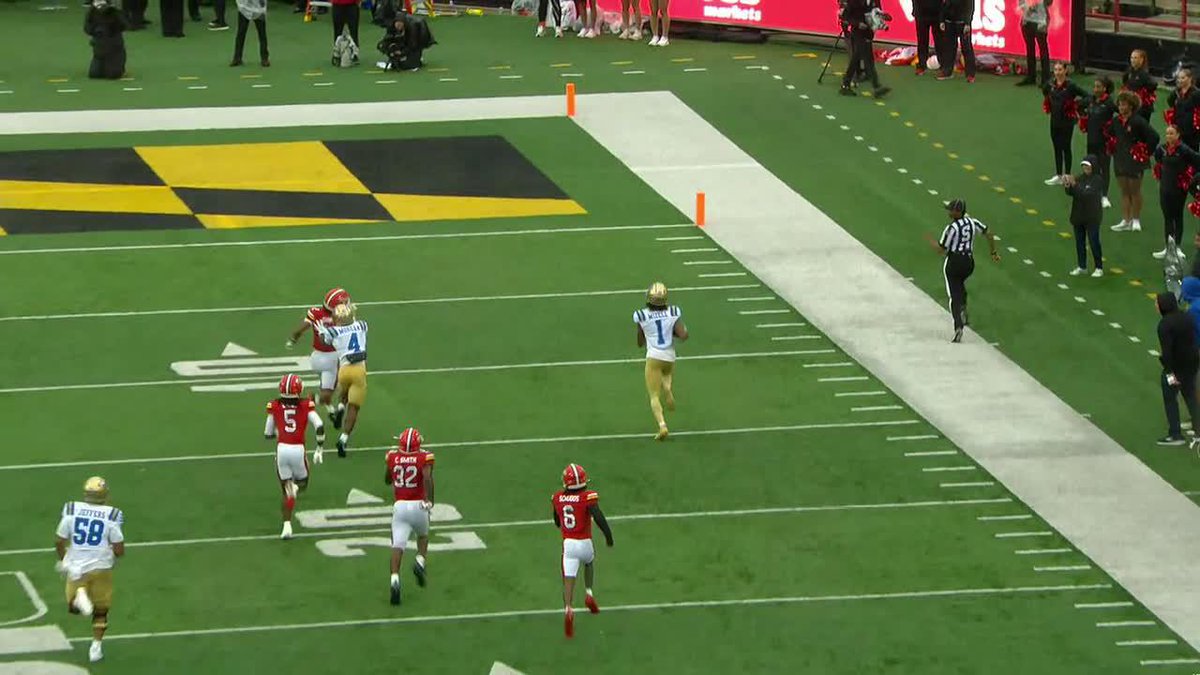 Mizell turns on the jets for his first TD as a Bruin! 💨💨💨 📺: Big Ten Network 📲: