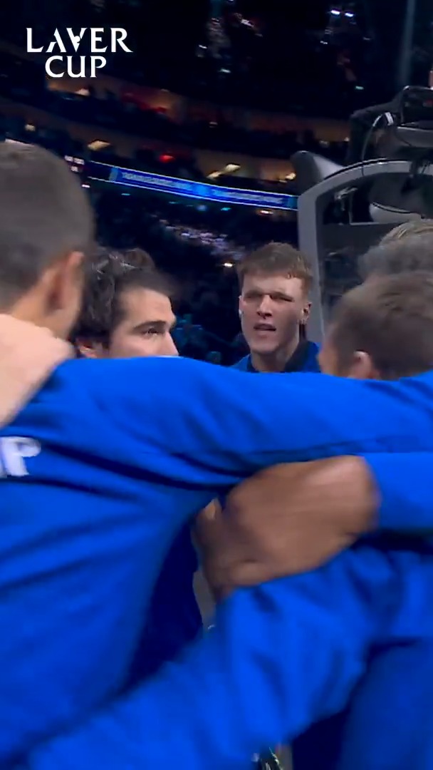 New Team Europe chant unlocked 🔵🔓 #LaverCup #TennisUnrivaled