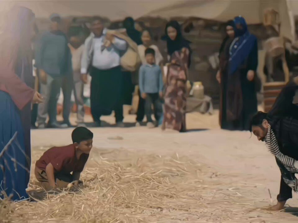 hatırlamadığında bile onun yaralarını sarması detayı.