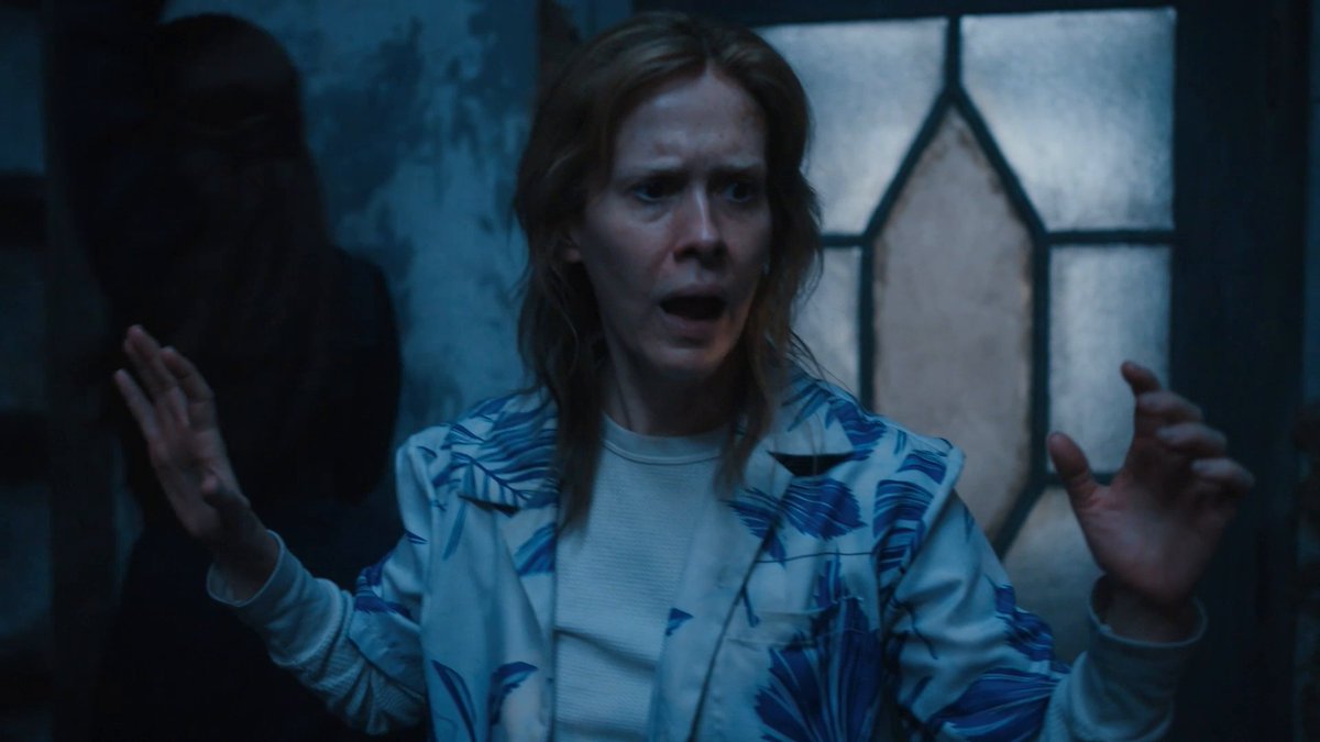 Sarah Paulson el ícono que sos 🙏 Mis vecinos se quedaron sordos con el grito que pegué en esta escena de ‘Monstruo: La historia de Lizzie Borden’.