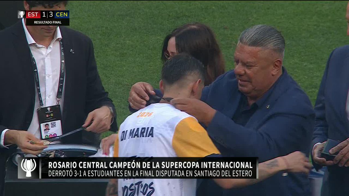 ยกMEDALLA DE CAMPEรN DE LA SUPERCOPA INTERNACIONAL PARA FIDEO DI MARรA EN SANTIAGO DEL ESTERO! ๐บ La #SupercopaInternacional ๐, por ESPN en el Plan Premium de #DisneyPlus