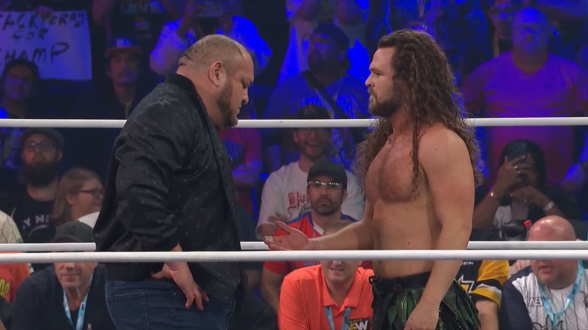 Insisting on a handshake? Samoa Joe had something else in mind! Watch #AEWTailgateBrawl LIVE on TNT & HBO Max