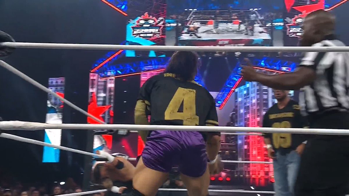 QB Jay White with the RPO ... sorta! Watch #AEWTailgateBrawl LIVE on TNT & HBO Max