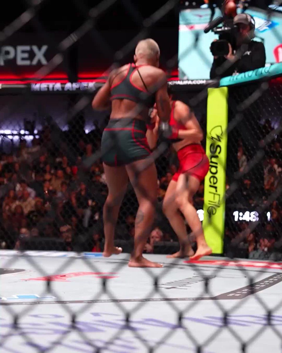 Proved she belongs 💪 Tina Black gets a RD 2 TKO at #UFCVegas121 [ LIVE NOW on @ParamountPlus ]