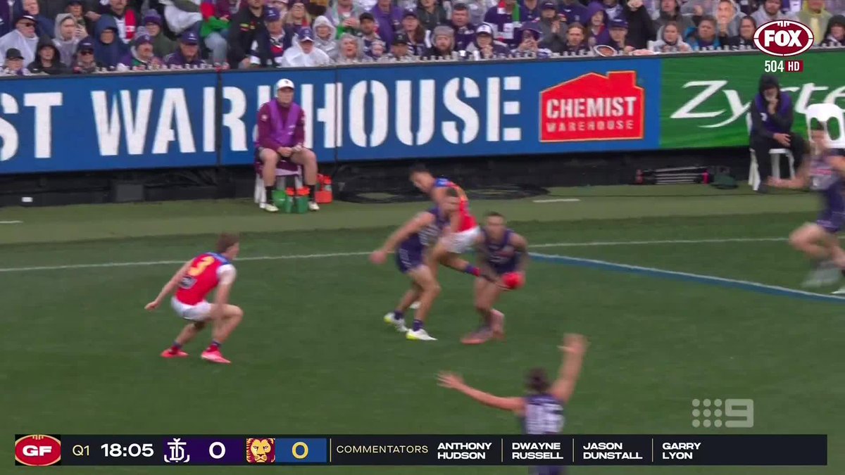 "Each voter yesterday would've had the right to change their vote in the last four minutes." The panel debates the controversy around the Norm Smith medal voting. #9AFLSFS | Watch on 9 & 9Now 🖥️