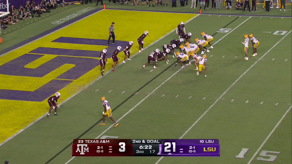 Landen Clark takes it in himself for the TOUCHDOWN