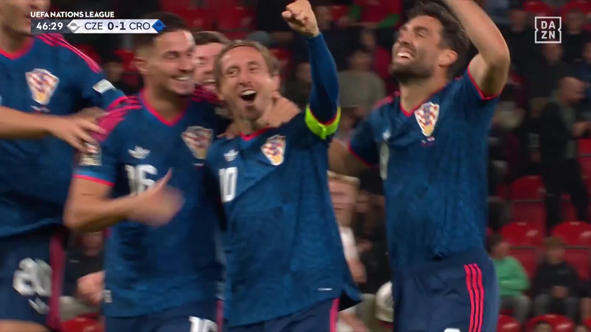 まだまだワールドクラス✨💫 🇭🇷モドリッチがスーパーゴール! 41歳でも衰えぬ技術とアイデア💡 📺UEFAネーションズリーグ 🆚チェコ×クロアチア #だったらDAZN