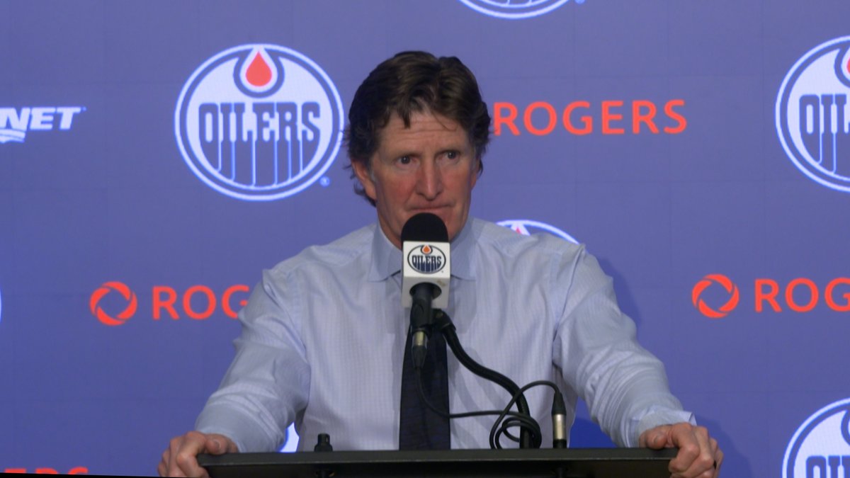 "Tonight we gave way up too much. So he had to make some big saves, but he did. He's a confident kid." Coach Babcock on Devon Levi's 23-save performance in the #Oilers 4-1 win over Calgary. Enterprise | #LetsGoOilers