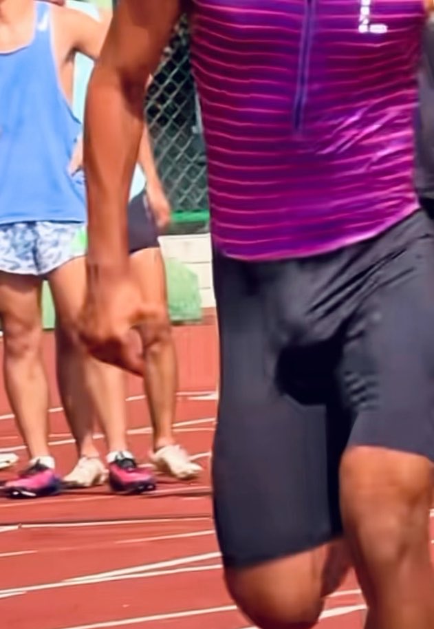 最爱看跑步比赛了，速度与激情 🤣🤣🤣🤣🤣