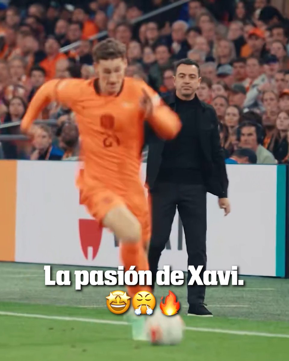 La pasión de Xavi en su primer gol como técnico de Países Bajos.🤩😤🔥 (Vía @onsoranje/ig)