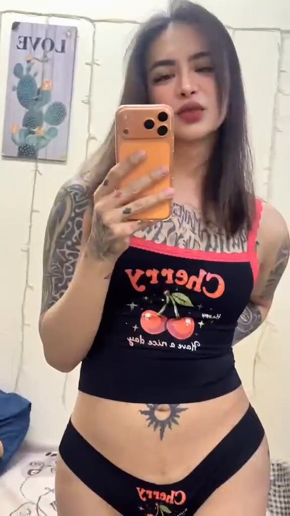 Cherry 🍒 🌸