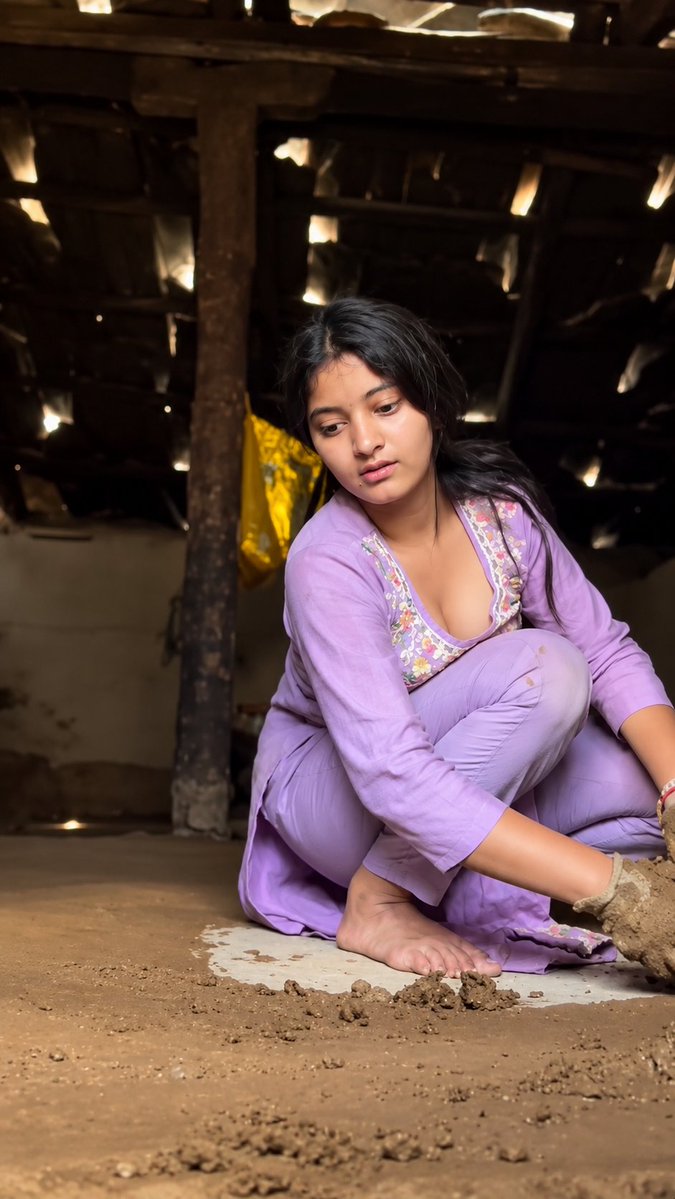 शिक्षा अगर व्यवहार में न दिखे तो डिग्री मात्र एक कागज का टुकड़ा है🙏