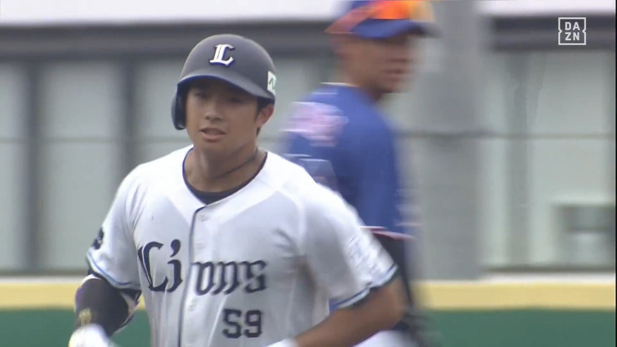 横田蒼和 1年目シーズン終了 【今季ファーム成績】 打率 .310🥇 98安打（8位） 5本 三振50 四球13 出塁率 .348（5位） 長打率 .433🥈 OPS .782（4位） ファームの全試合全日程が終了したため 史上4人目となる高卒1年目でのファーム首位打者獲得決定㊗️