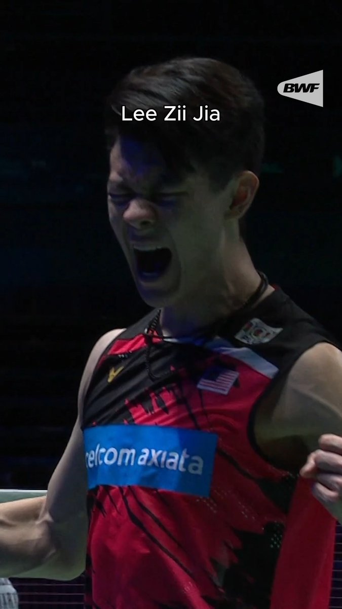 Smash showdown! 💥 Who did it better? #badminton #LeeZiiJia #LohKeanYew