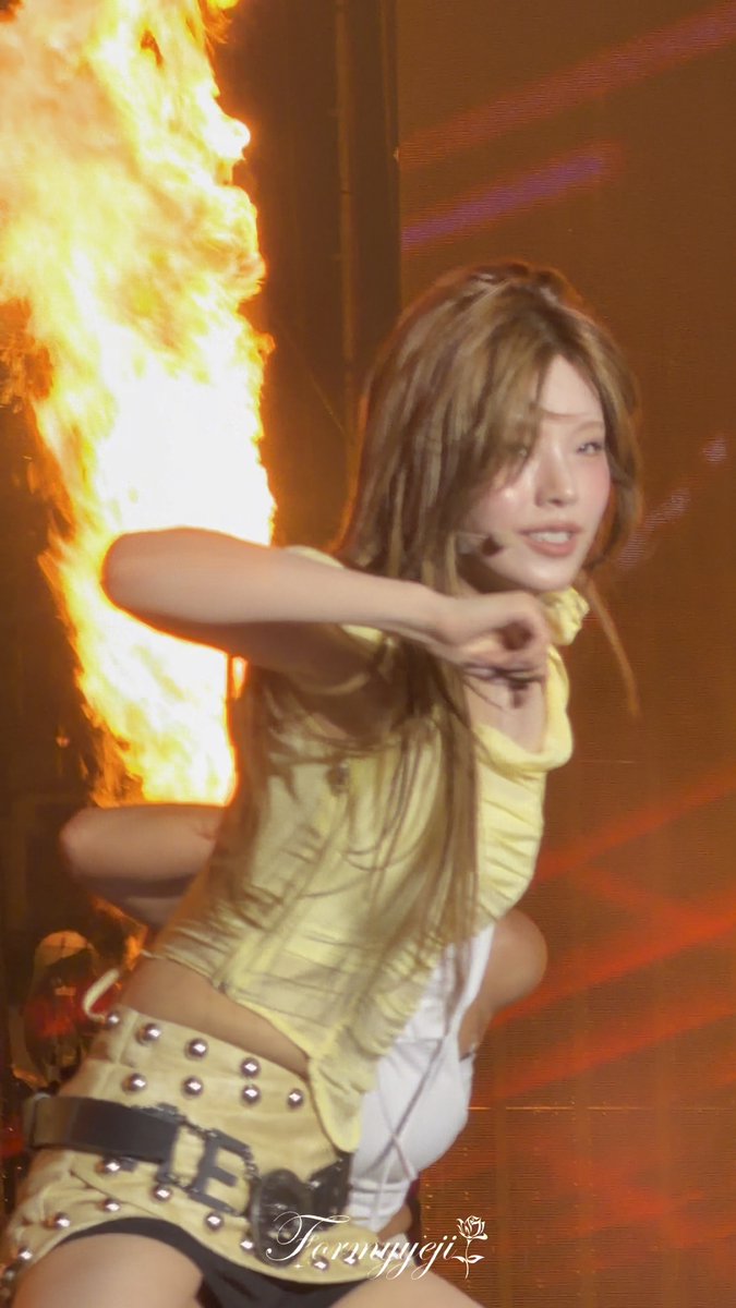 260927 KRAZY TAIPEI that’s a no no 💛 #있지 #ITZY #예지 #YEJI