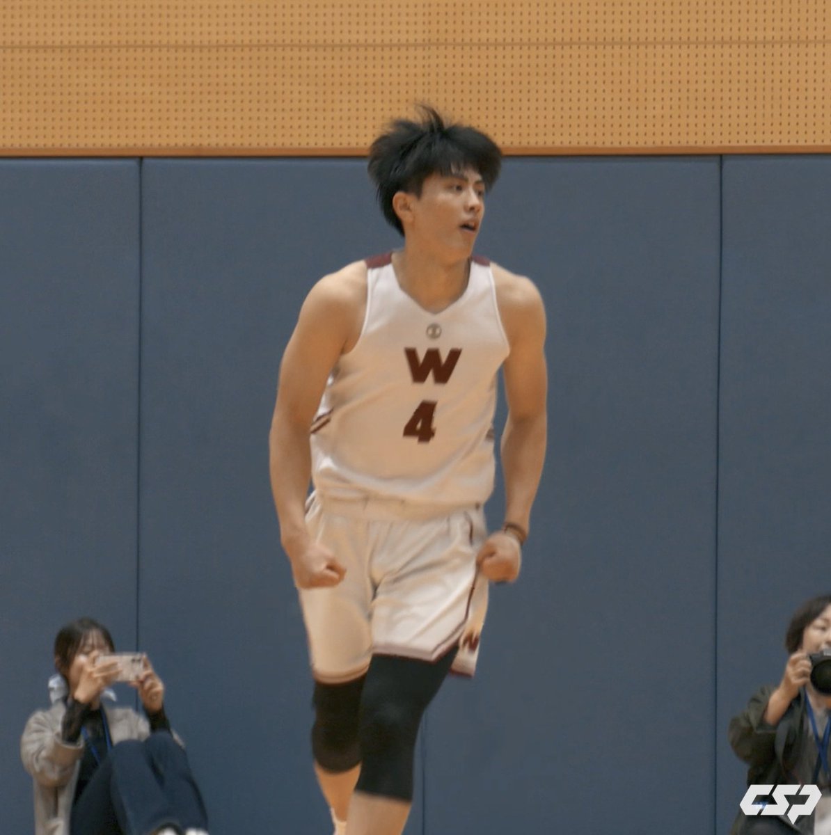 逆転の一撃を決めたのはキャプテン・城戸 賢心🐻🔥 早稲田大学が神奈川大学に勝利し、1巡目のリベンジを果たす！ 早稲田大学 78-77 神奈川大学 早稲田大学バスケットボール部 #オータムリーグ #大学バスケ