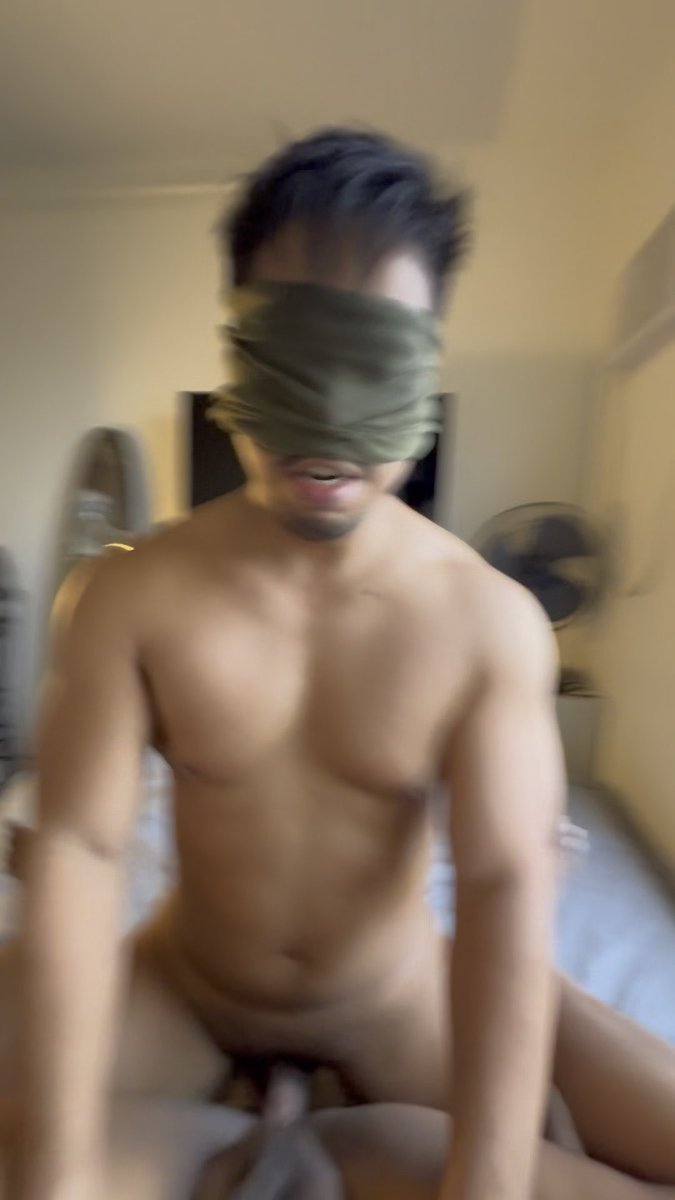 Malala at malakasang bakbakan kaya yung kama di na nakayanan hehehe 😈😈😈 DM na for rates/TGchannel/collab. 🥵