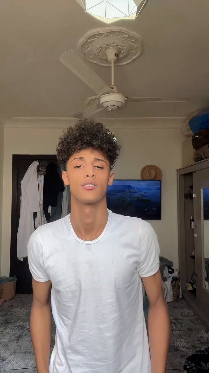 اول مره اشوف ممارسه الرقبه 🤣🤣🤣
