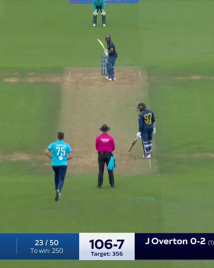 Jamie Overton joins the party 🕺 Sri Lanka are 110-8 ✅