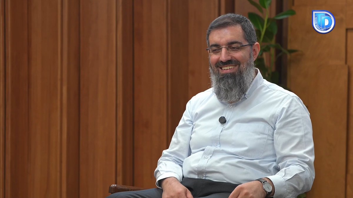Hasbihâl 64. Bölüm Yayında! - Evlilikte Anlaşmazlık Olduğunda Ne Yapılmalı? - İslami İlimlerde Nasıl Verimli İlerlenir? - İlk Yaratılan Şey Nedir? Ve daha birçok sorunun sorulduğu hasbihâl programımızın yeni bölümünü izlemek için: