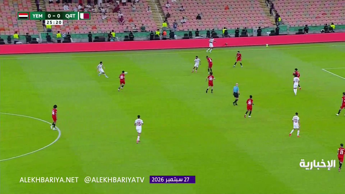 حارس المنتخب اليمني "أمان" يواصل تألقه و يبعد كرة خطيرة من أكرم عفيفي . 🧤