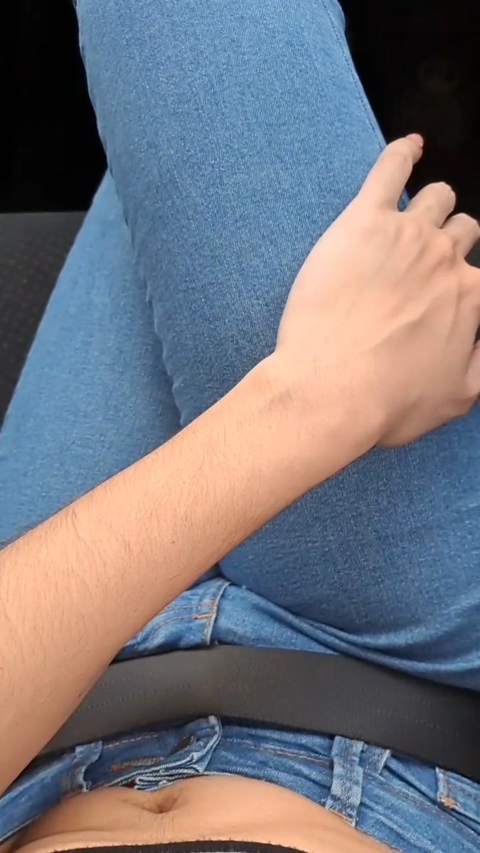 My bush is so big it leaves a noticeable bulge in my jeans. 😊