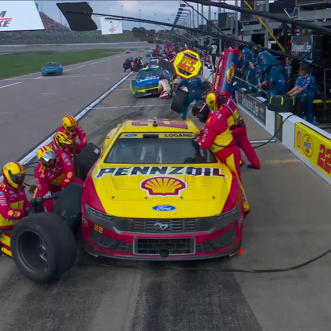 A miscue on pit road for the No. 22 team.