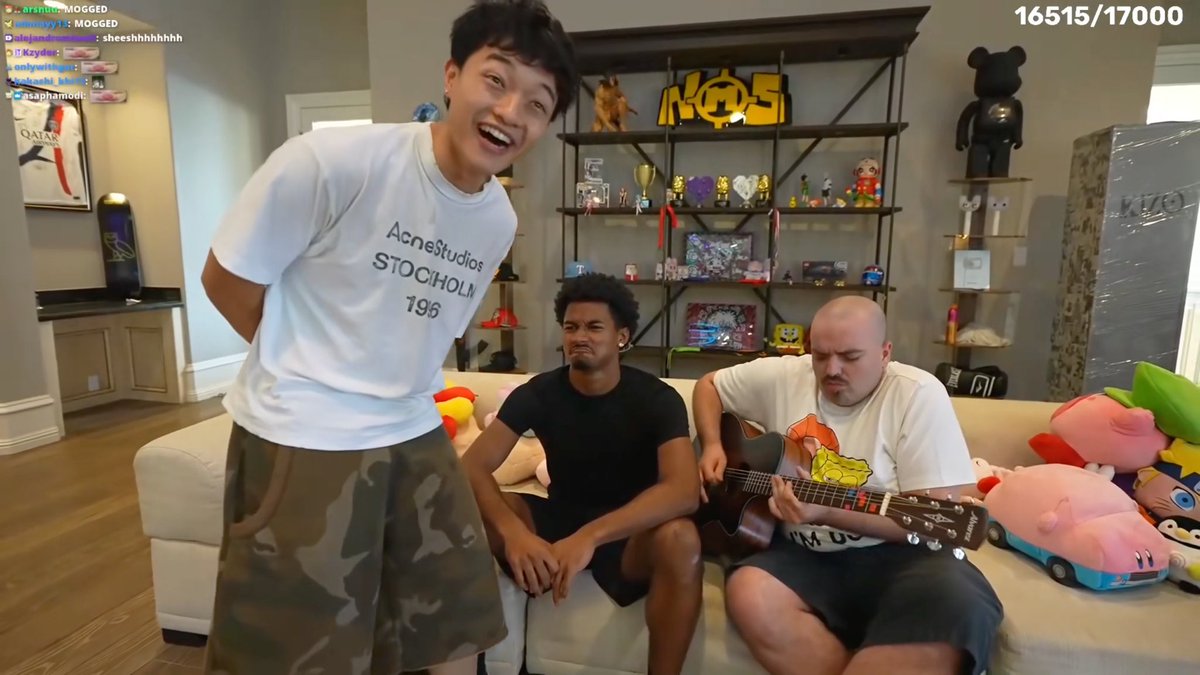 Jasontheween was shocked when Aldo picked up the guitar and started playing it effortlessly 😭🔥