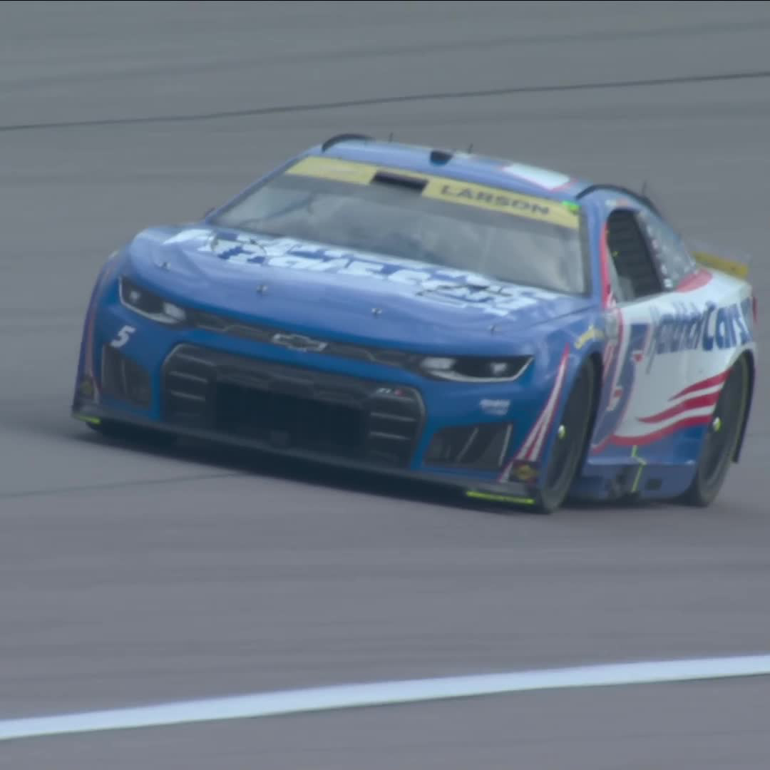 Make it two wins in The Chase for Kyle Larson!