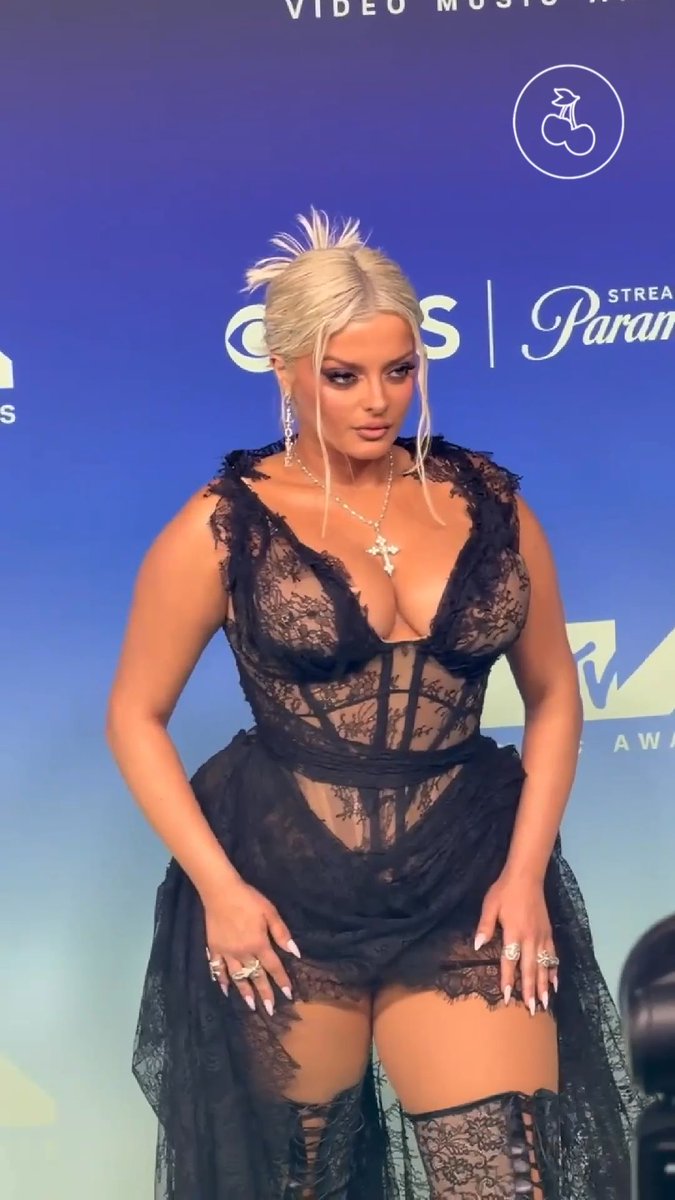 Bebe Rexha has arrived at the #VMAs.