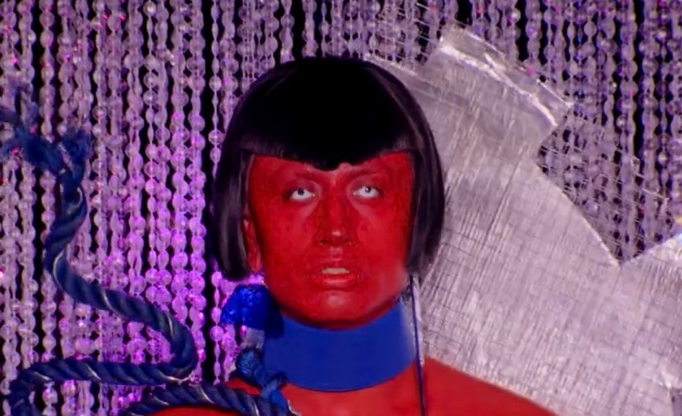 Need this twist to be stolen by some other franchises because this is such a good way to create drama lmao #DragRaceES