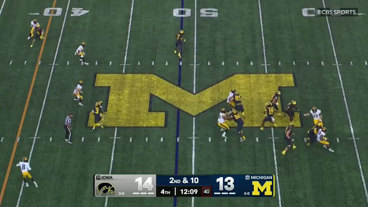 Stay on that side with 19. He will win a Heisman. #GoBlue〽️